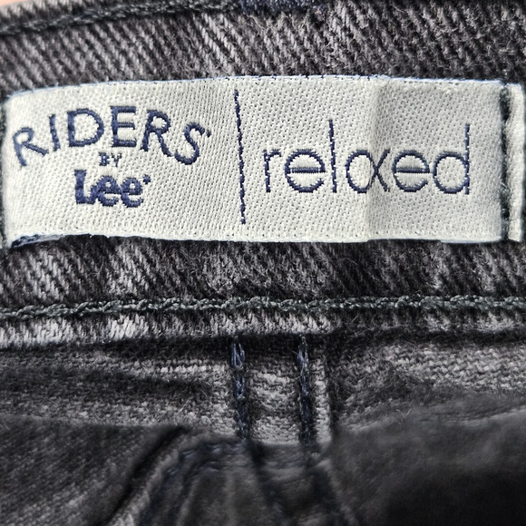 Lee Riders Jeans Size 14 Black Denim Charcoal Wash Relaxed Straight Leg Midrise - Picture 3 of 8